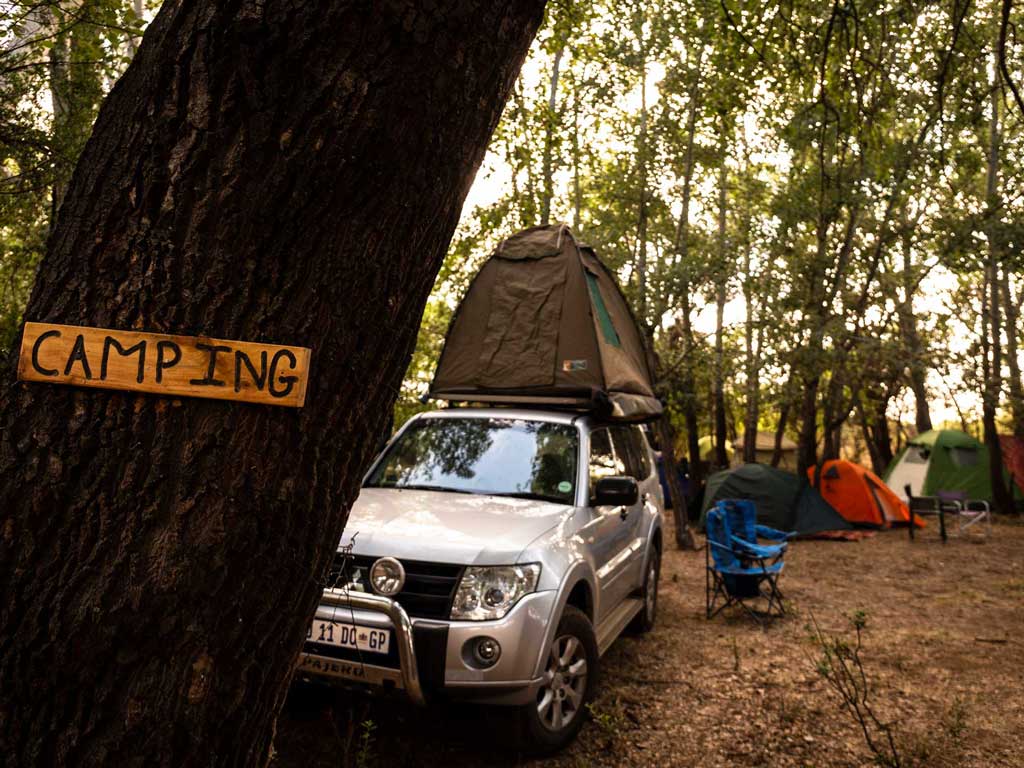 Camping-Dwarsvlei-Farm-Karoo-Middelburg-Accommodation-Signboard-Crop
