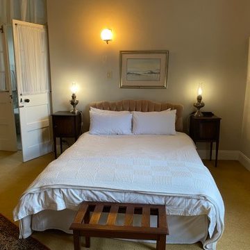 Dwarsvlei-Guest-House-Accomodation-Princess-Room-Karoo-Middleburg-2