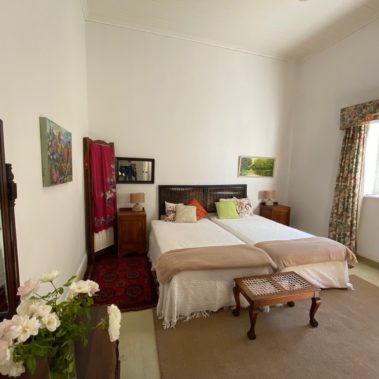 Standard-Room-Dwarsvlei-Guest-House-Karoo-Middelburg-Accommodation-2-x-singles-downstairs-1